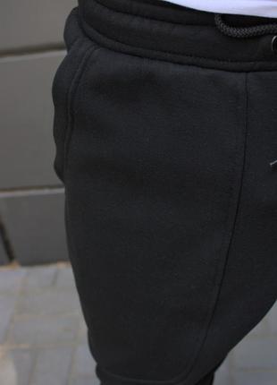 Чорні спортивні штани чоловічі5 фото