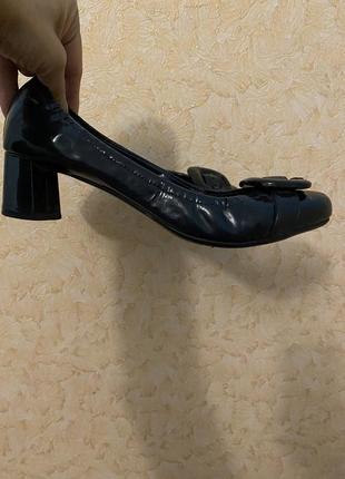 Туфли prada 37,5 38 оригинал новые