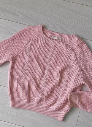Розовий светр house