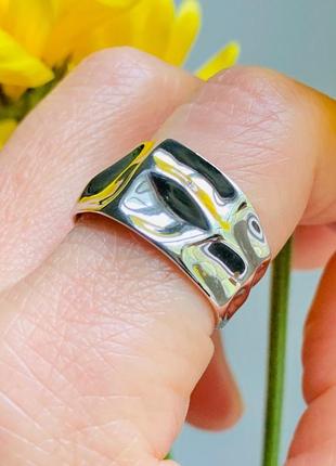 Необычное кольцо в стиле дали5 фото