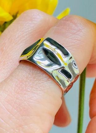 Необычное кольцо в стиле дали9 фото
