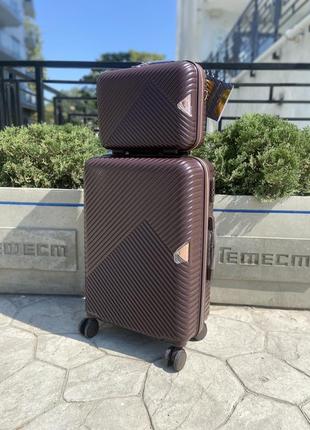 Качественный чемодан из абс пластика + поликарбонат, отводящий польского производителя wings,чемодан, бьюти кейс,дорожная сумка