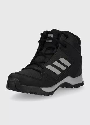 Дитячі черевики adidas з колекції  hoops.