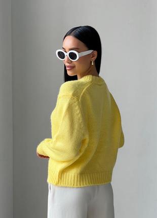 Женский свитер теплый и очень приятный к телу желтый8 фото