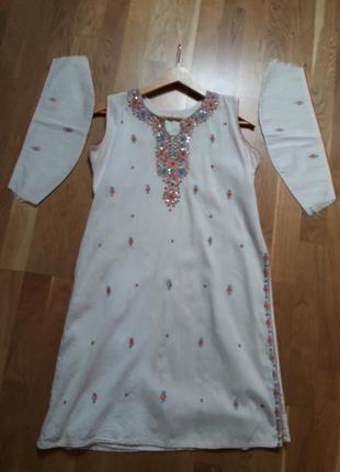 Индийский костюм шальвар-камиз туника штаны шарф плюс подарок туфли и украшения