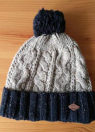 Класна в'язана шапка