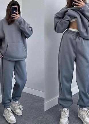 Теплый спортивный костюм