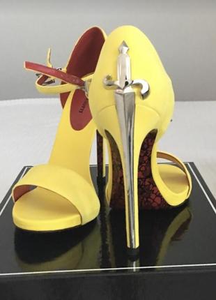 Босоніжки cesare paciotti, 39р