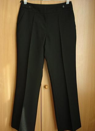 Класичні чорні широкі прямі брюки