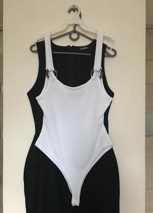 Білий боді в рубчик з кільцями nastygal