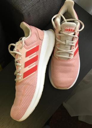 Кроссовки adidas, 37 р1 фото