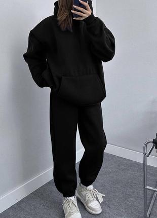 Спортивний костюм теплий жіночий на флісі оверсайз штани + худі чорний1 фото