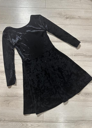 Платье бархатное черное для девочки5 фото