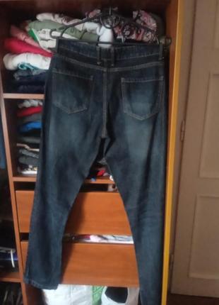 Чоловічі джинси темно синього кольору2 фото
