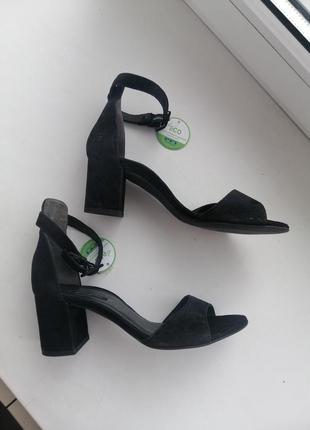 Босоножки 36р замша