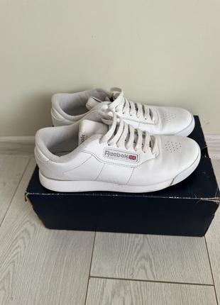 Кросівки reebok 37