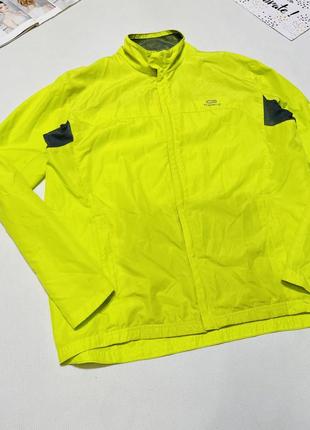 Велокуртка / куртка для бега ветрозащитная мембранная мужская oxylane неоновая зеленая, размер xl8 фото