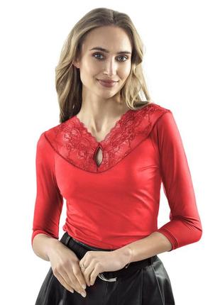 Женская блуза красного цвета с гипюровыми вставками и сеткой, рукав 3/4. модель danita eldar