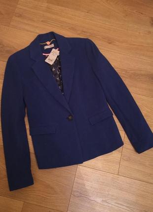 Фирменный пиджак, синий, котон. размер 40. м-ка. новый.