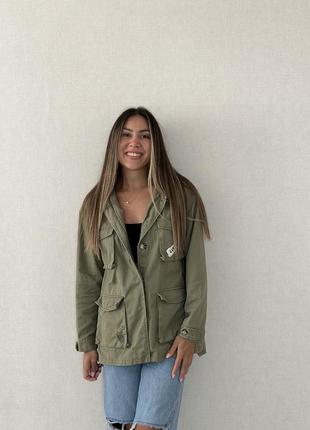 Куртка болотна zara   💵 450 💵