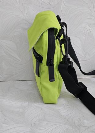 Спортивна сумочка adidas, оригінал3 фото