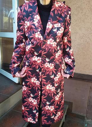 Мужское пальто в цветы