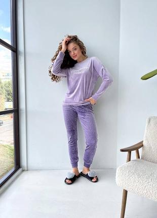 Фіолетова тепленька велюрова (бархатна) піжамка / фіолетовий велюровий (бархатний) одяг для дому2 фото