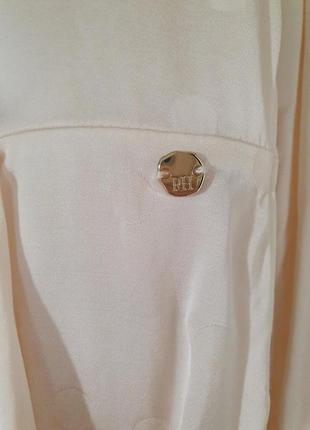 Молочная брендовая блуза с баской блуза из вискозы pedro del hierro блуза экрю шёлковая блуза в горох атласная блузка3 фото