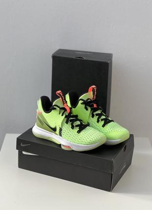 Кросівки nike lebron witness 51 фото