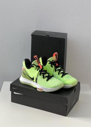 Кросівки nike lebron witness 59 фото