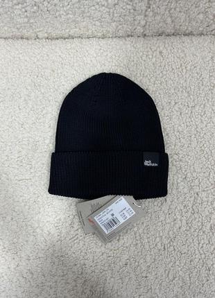 Чорна шапка jack wolfskin оригінал
