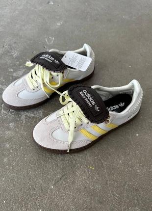 Женские кроссовки бежевые с желтым adidas samba x wales bonner yellow premium8 фото