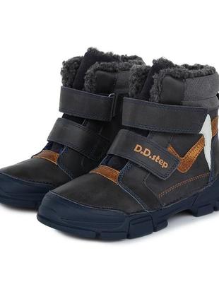Кожаные зимние ботинки d.d.step10 фото
