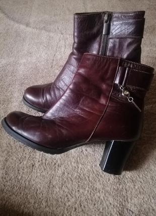 Добротные осенние ботинки