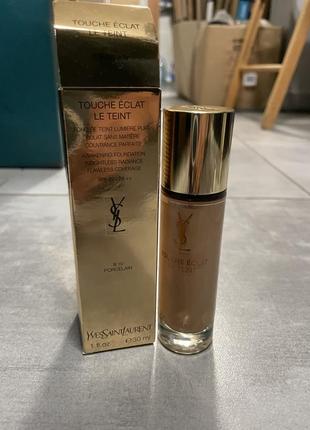 Тональна основа ysl touch ecla