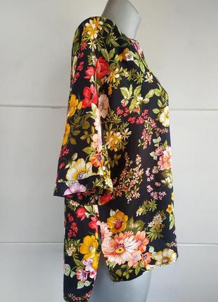 Стильная блуза zara с принтом красивых цветов3 фото