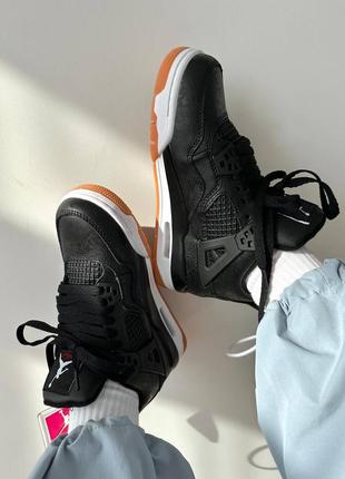 Женские кроссовки черные с белым зимние nike air jordan 4 retro «&nbsp;laser black gum&nbsp;» fur ❄️8 фото