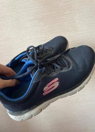 Кроссовки skechers р.38