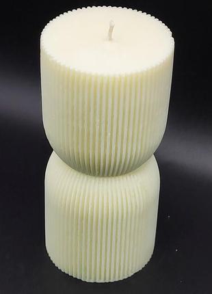 Свічка "колона" молочного кольору2 фото