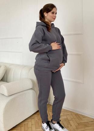 Теплый спортивный костюм на флисе для беременных и кормящих, графитовый3 фото