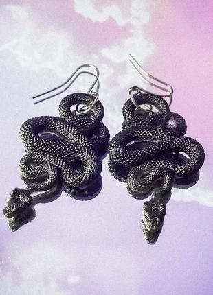 Круті сережки рок готика змія містика магія кульчики хелловін halloween5 фото