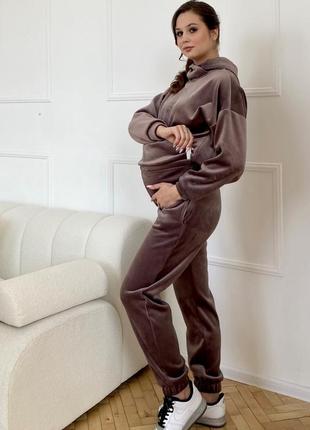 Спортивный костюм из двухстороннего плюша для беременных и кормящих, мокко3 фото