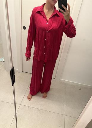 Легкий костюм розовый