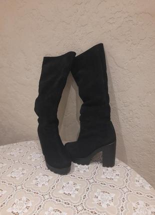 Замшеві зимові чоботи