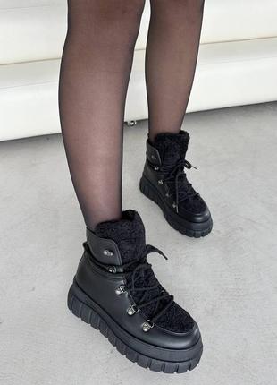 Чорні дуже стильні демісезонні черевики всередині теплий фліс8 фото