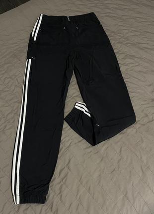 Оригинальные брюки adidas3 фото