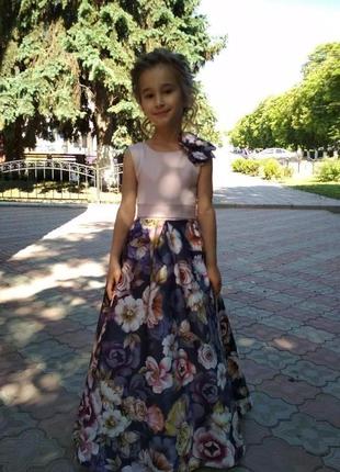 Сукня на випускний