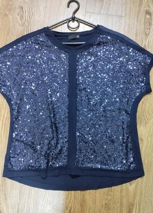 Футболка с пайетками