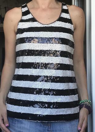Эффектная майка в полоску