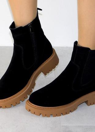 Ботинки челси зимние женские замшевые черные на коричневой подошве 36р2 фото